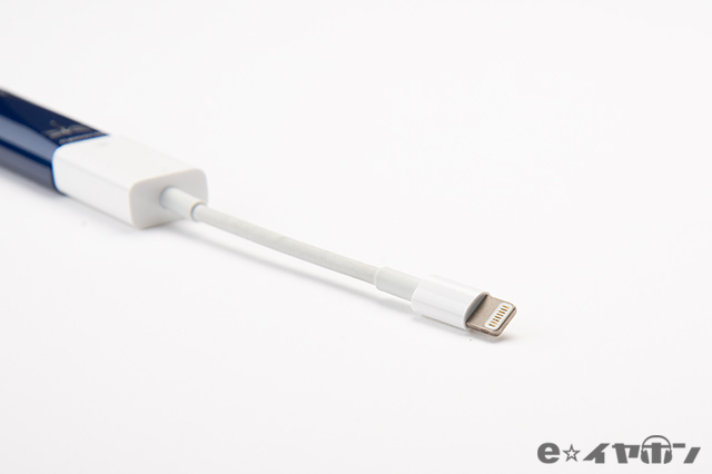 Apple Lightning - USBカメラアダプタ 接続イメージ