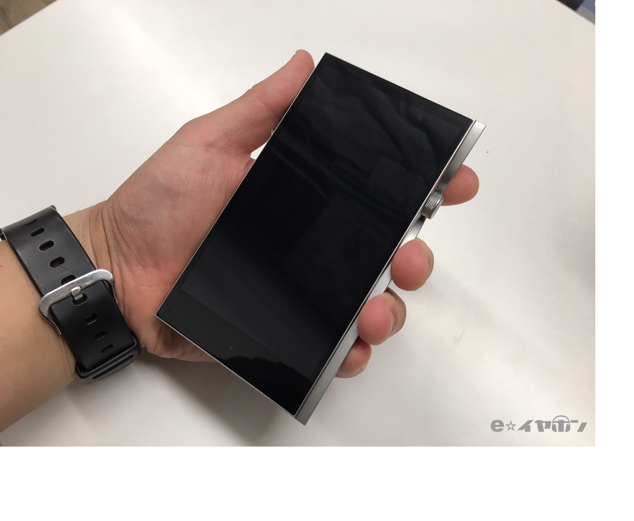 【実機レビュー】Astell＆Kernの新作！A&futura SE200 Moon Silverを聴いてみた！！ - イヤホン・ヘッドホン ...