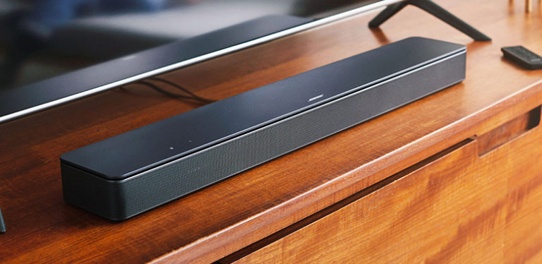 【1/14発売】#Bose Smart Soundbar 300が登場！テレビの音が大迫力になるサウンドバーです。 - イヤホン・ヘッドホン