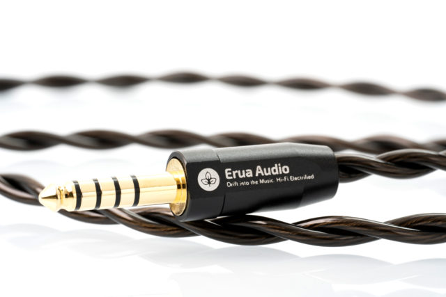 Erua Audio Re-Master BS plus 2pin 4.4mmそれなりに使用感が見られ