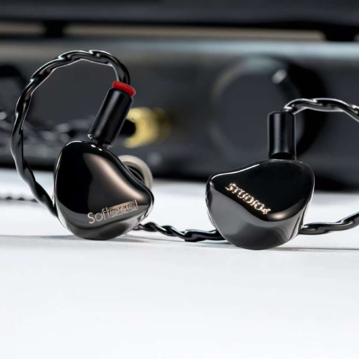 Softearsからモニタリングに特化した新作「STUDIO 2」「STUDIO 4」が